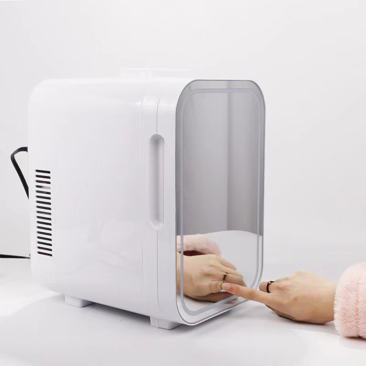 Beauty Makeup Fridge - ثلاجة تجميل ذكية صغيرة بسعة 8