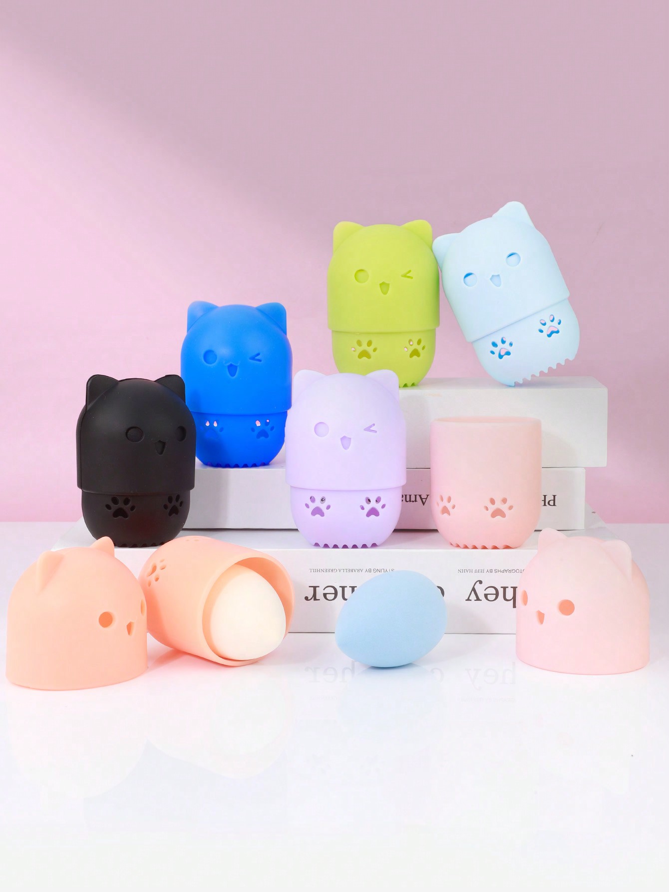 Beauty Blender In Makeup - حامل إسفنجة مكياج من السيليكون على