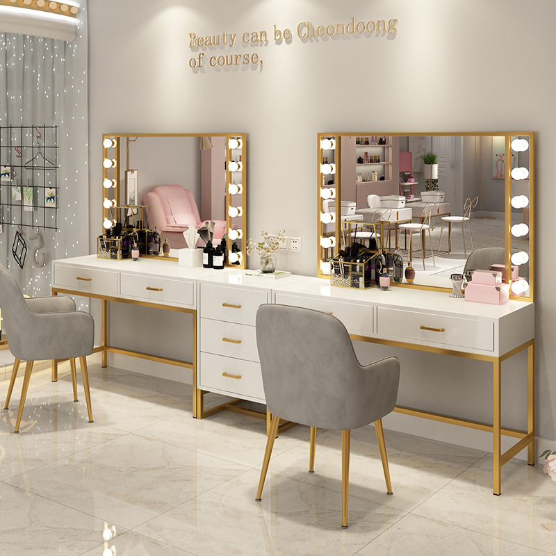طاولة مكياج استوديو الصور طاول - مراجعة Beauty And Makeup Studio وسعره